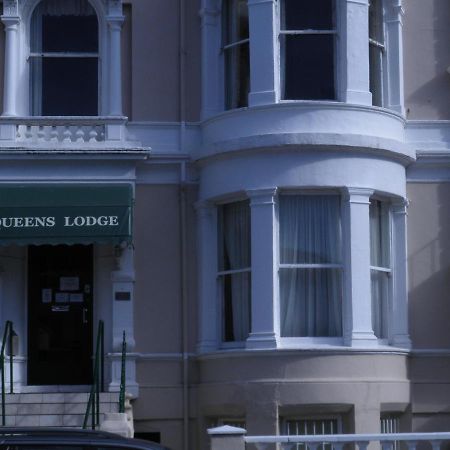 Queens Lodge Λαντούντνο Εξωτερικό φωτογραφία